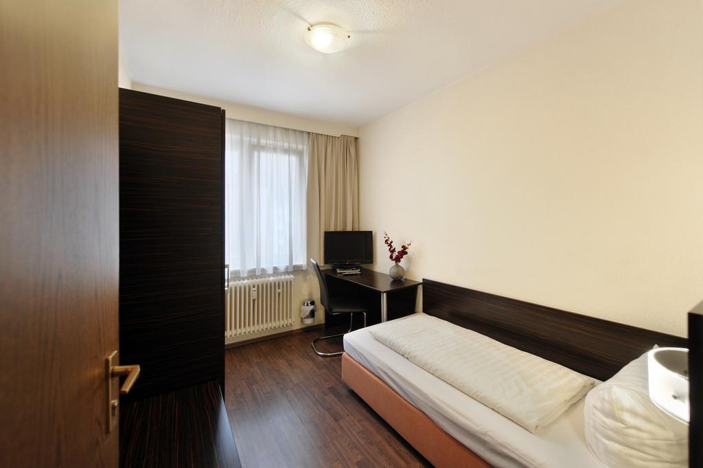 Fair Hotel Frankfurt - An Der Messe Frankfurt am Main Room photo