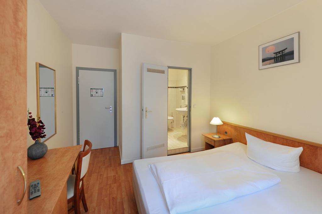 Fair Hotel Frankfurt - An Der Messe Frankfurt am Main Room photo