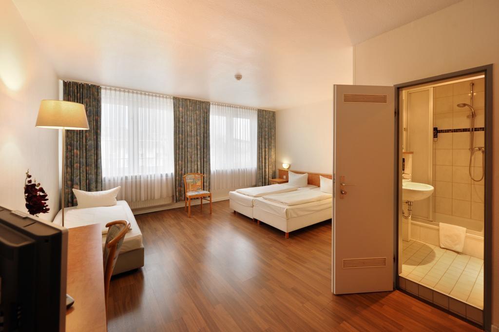 Fair Hotel Frankfurt - An Der Messe Frankfurt am Main Room photo