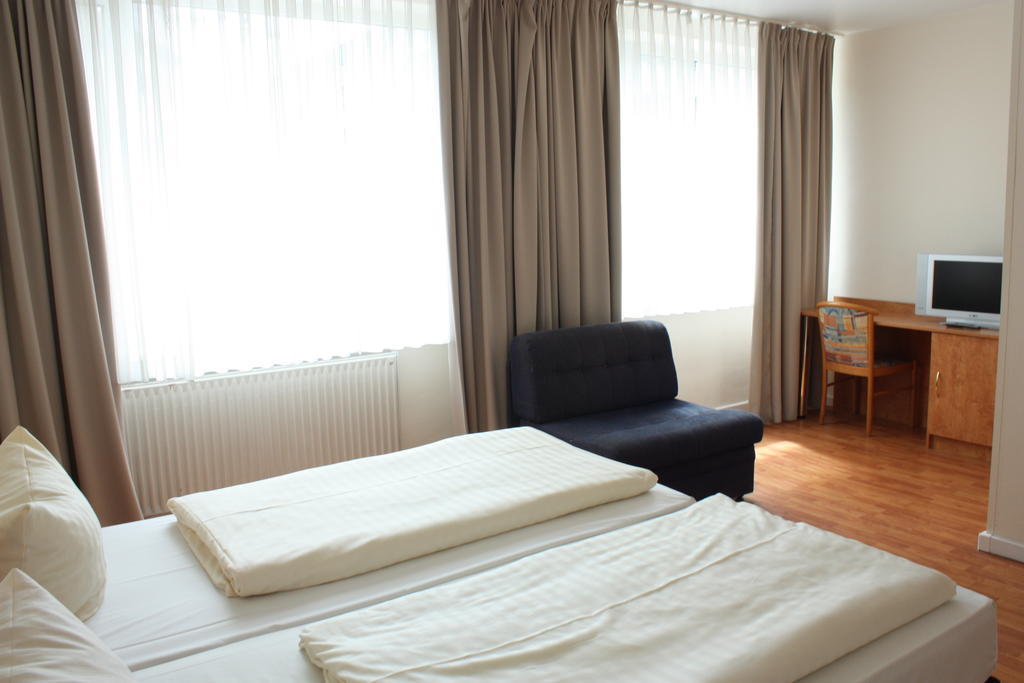 Fair Hotel Frankfurt - An Der Messe Frankfurt am Main Room photo